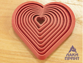 Сердечко «многослойное» (3D-печать, гибкий антистресс) Сердечко «многослойное» (3D-печать, гибкий антистресс)
